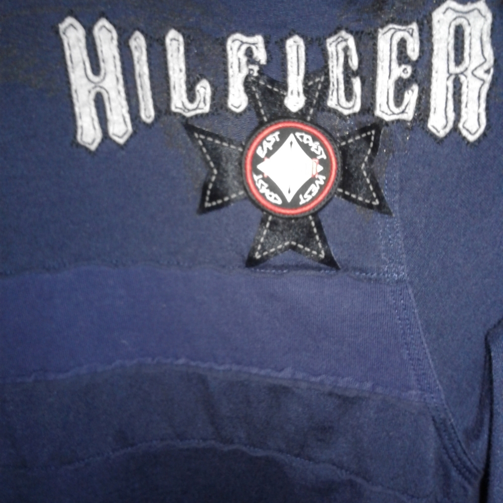Hilfiger Red Label Design Tee - Picture 2 of 13